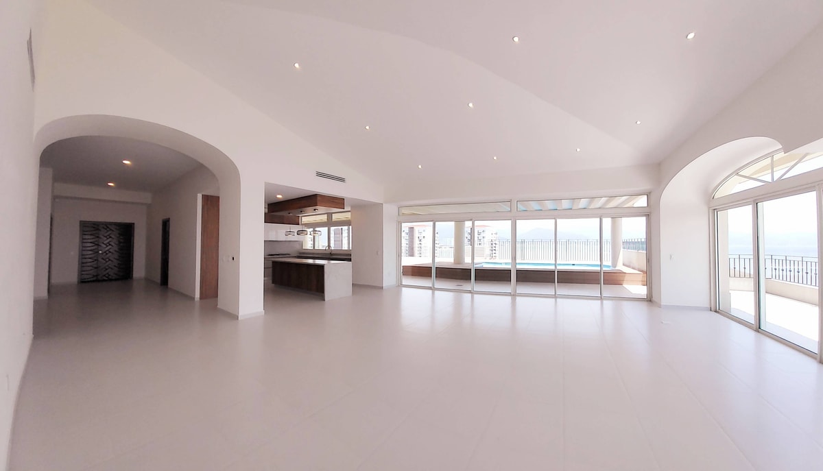 EXCLUSIVO PENTHOUSE CON ALBERCA EN PORTOFINO 2