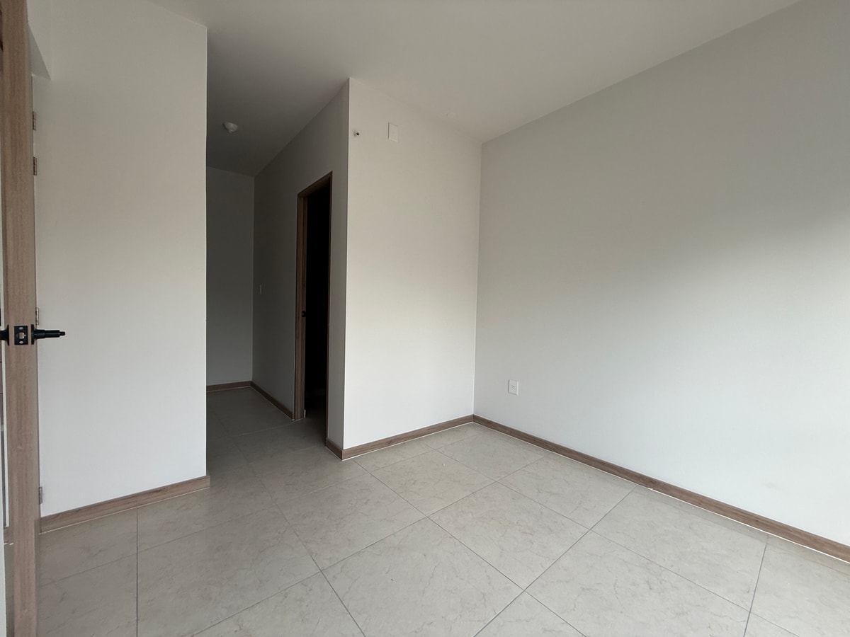 Departamento en venta en  huentitan el bajo  2
