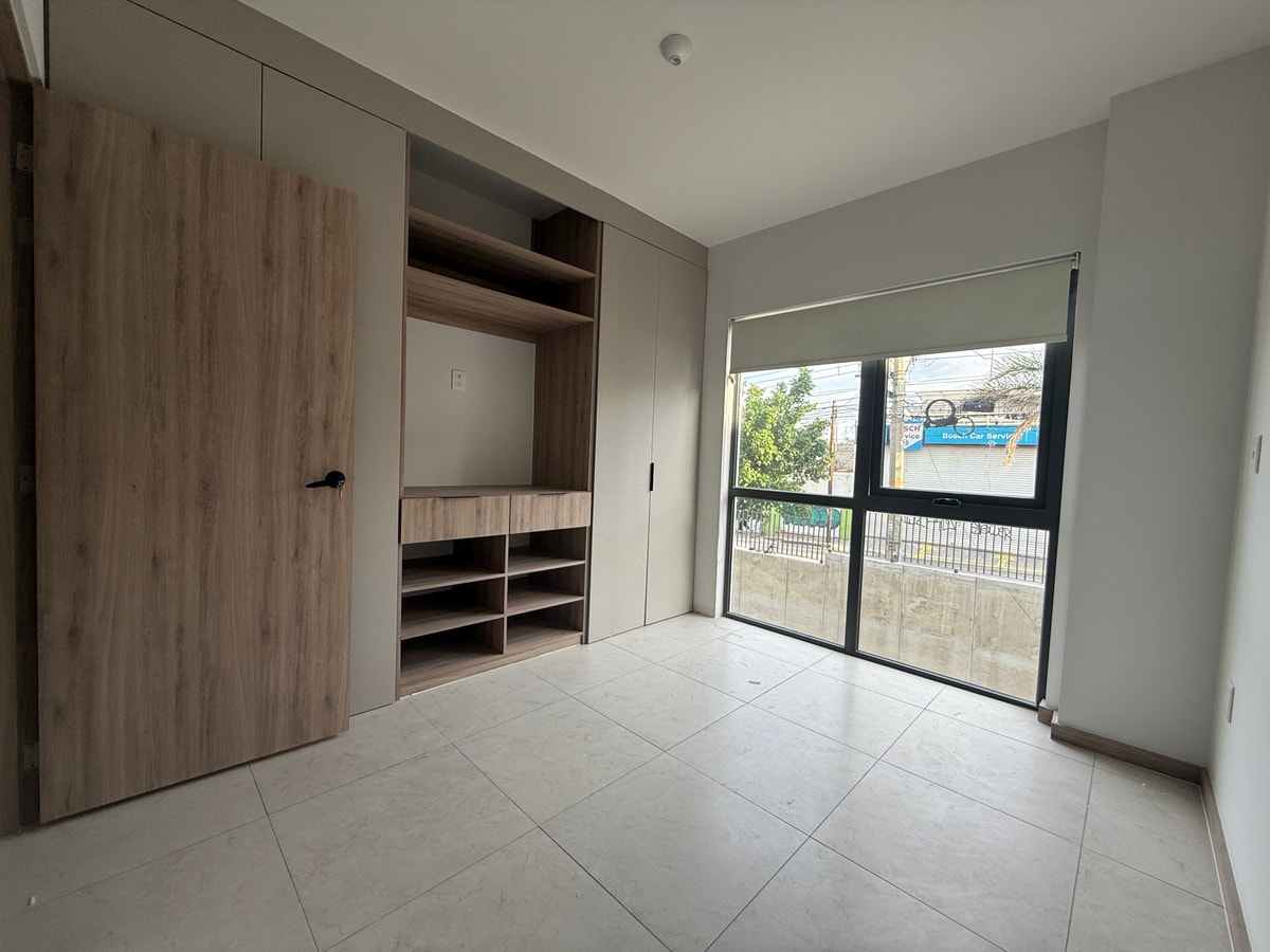 Departamento en venta en  huentitan el bajo  3