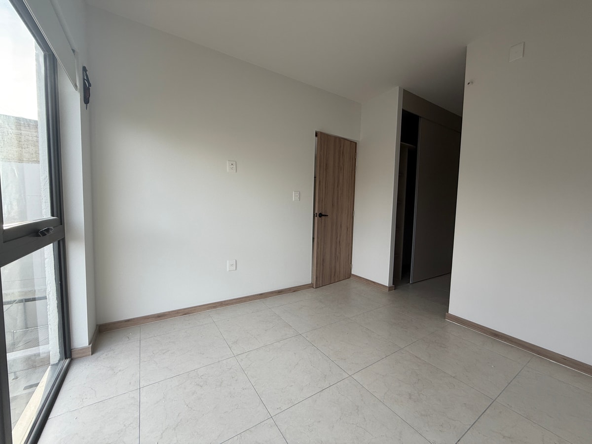 Departamento en venta en  huentitan el bajo  5