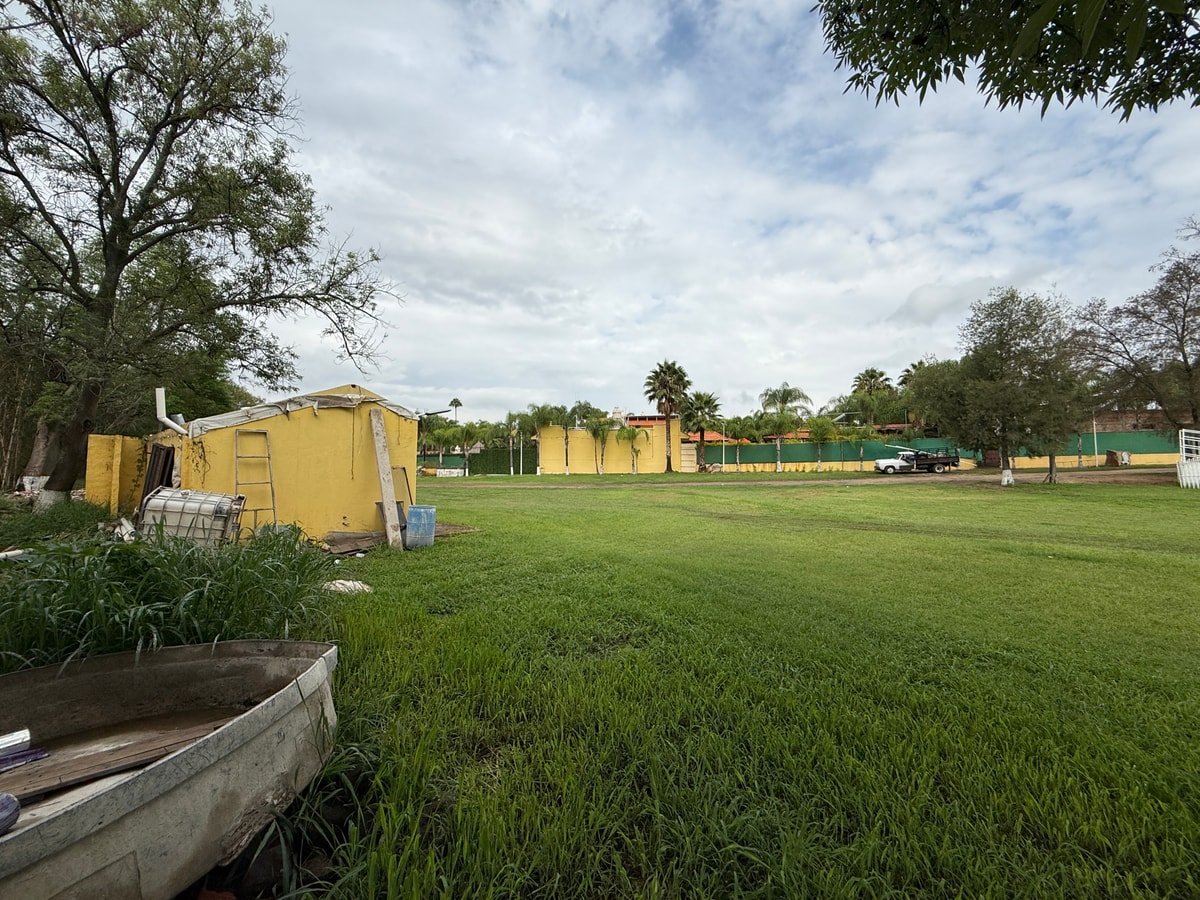 TERRENO EN VENTA EN ZAPOTLANEJO 2