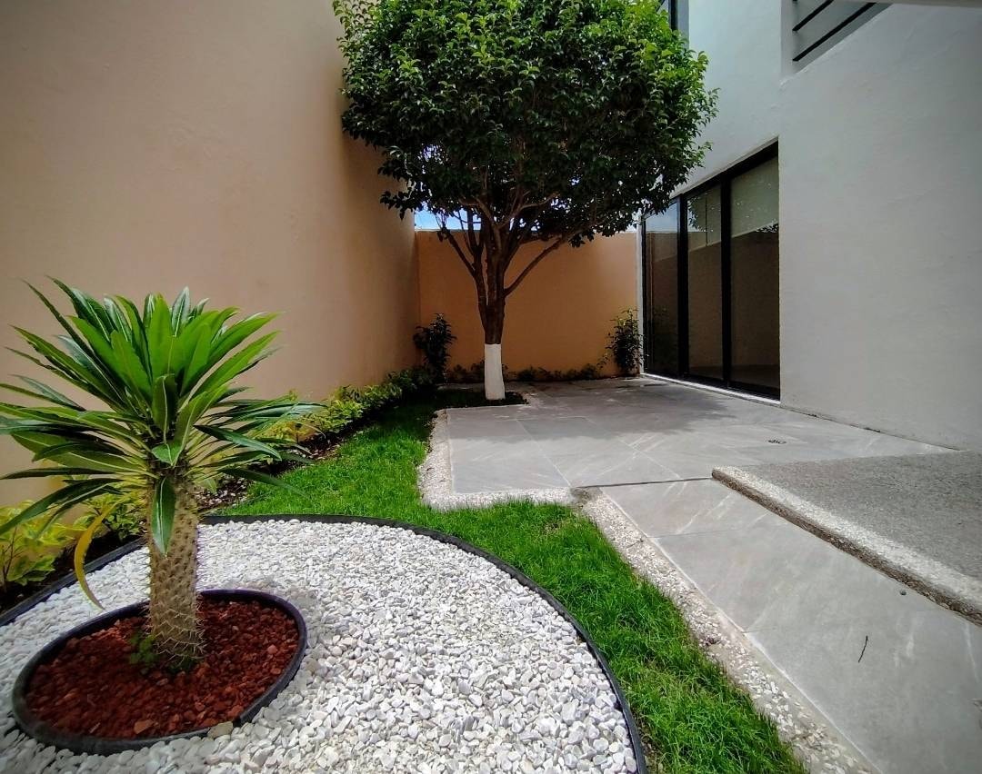 Hermosa casa en Venta Valle de Juriquilla 3