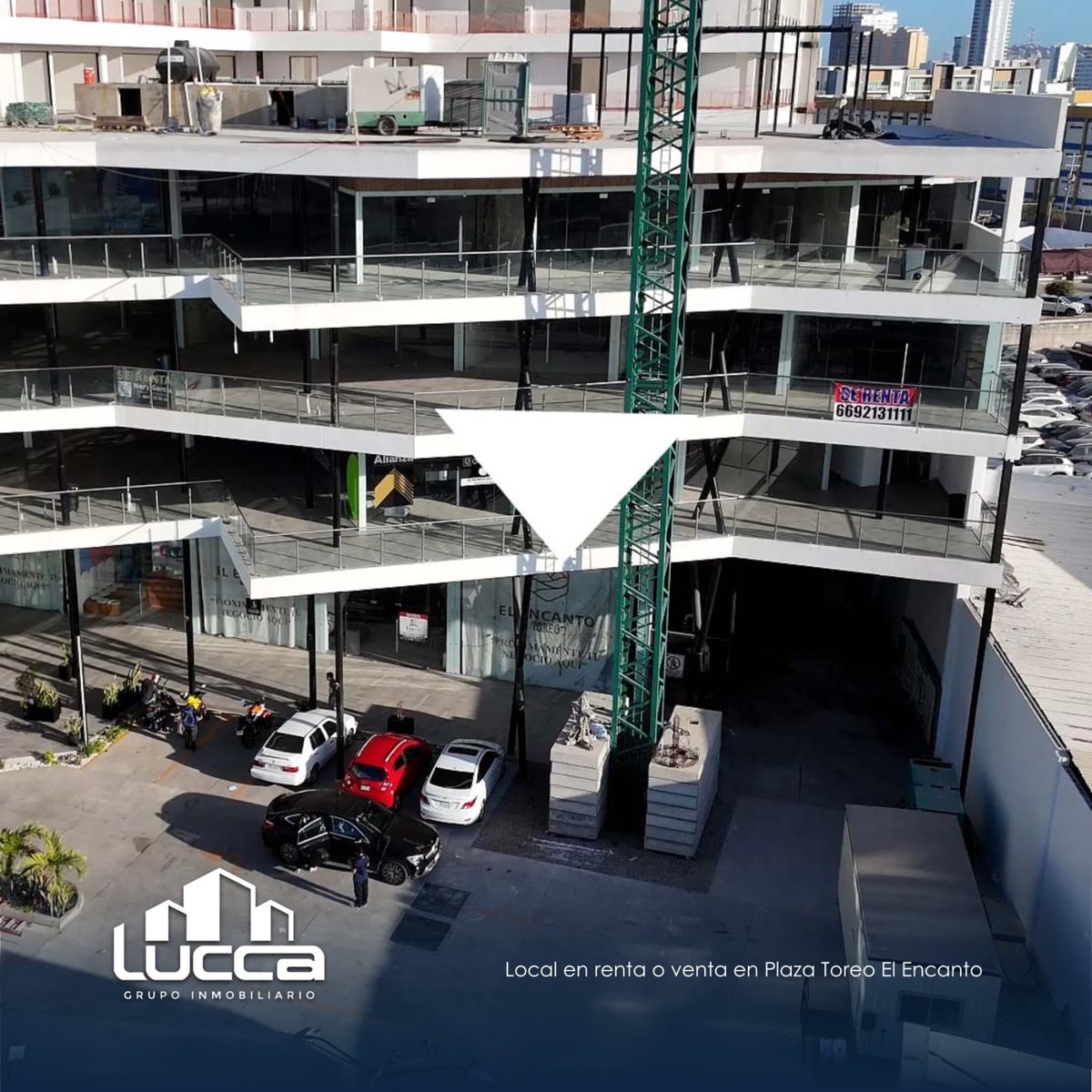 Local en venta en plaza Encanto el toreo  2