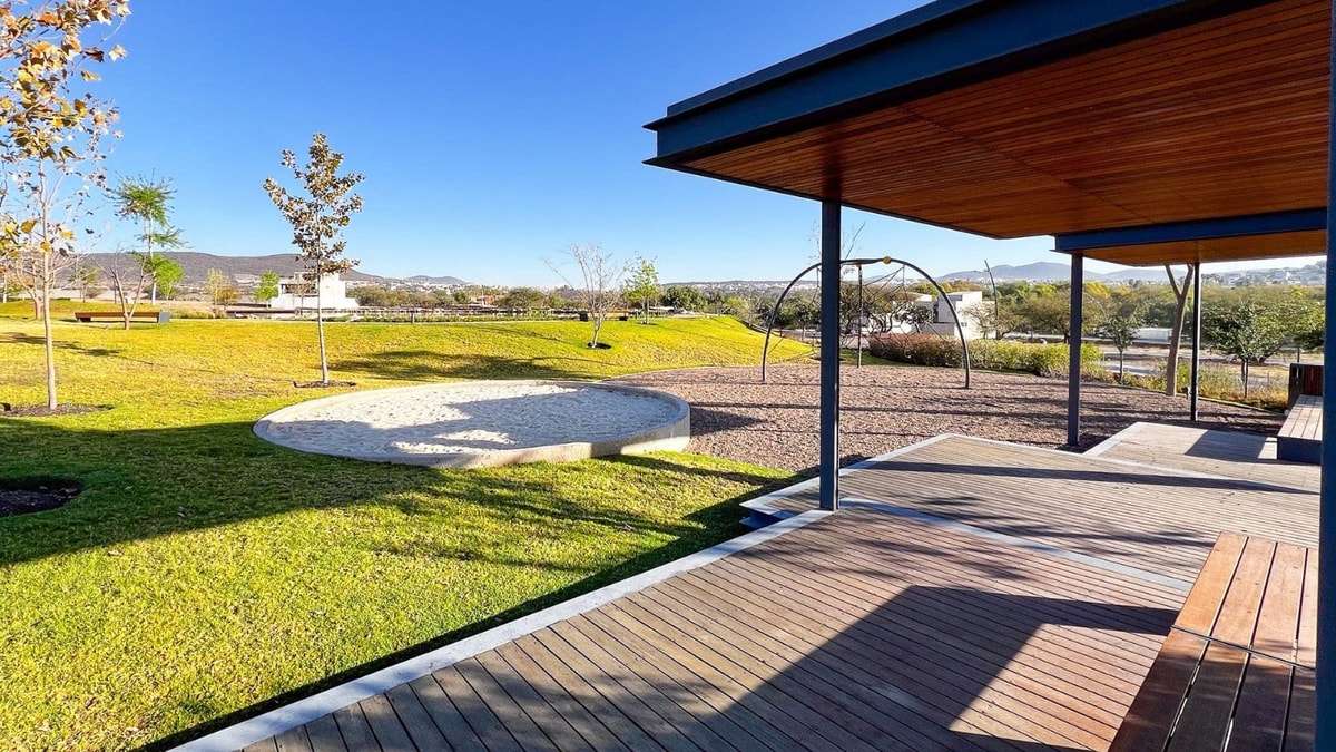 Lago de Juriquilla  5