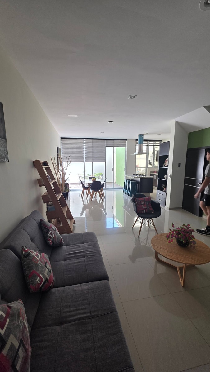 Casa en Renta, coto Izvora, Bosques de Santa Anita