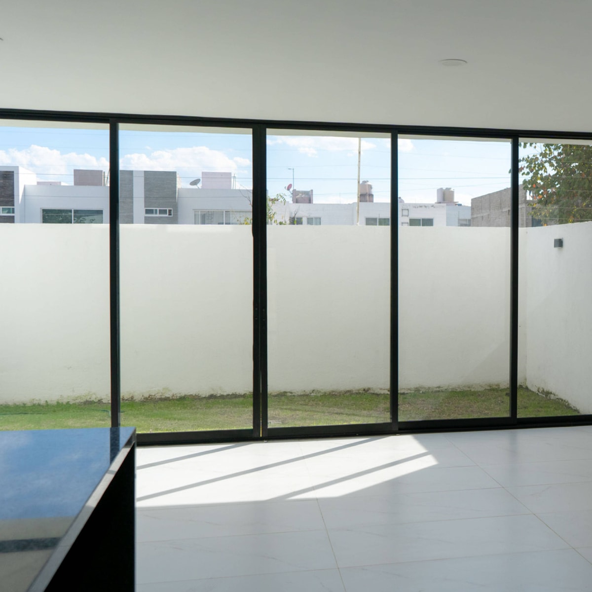 Casa Fuerte Residencial - Coto Almena 3