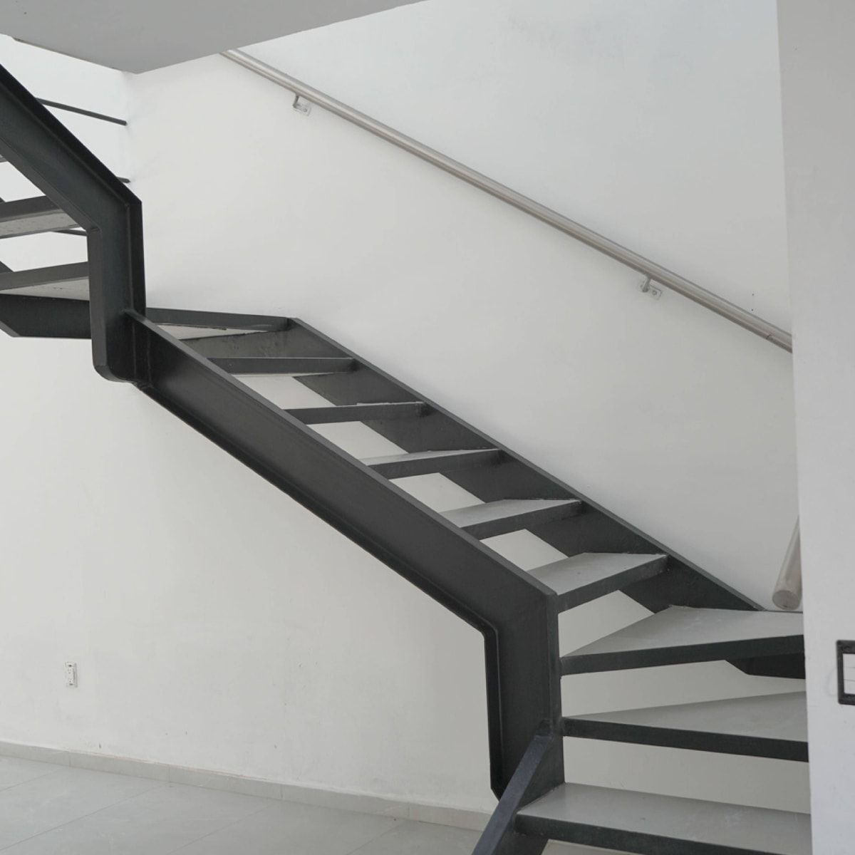 Casa Fuerte Residencial - Coto Almena 5