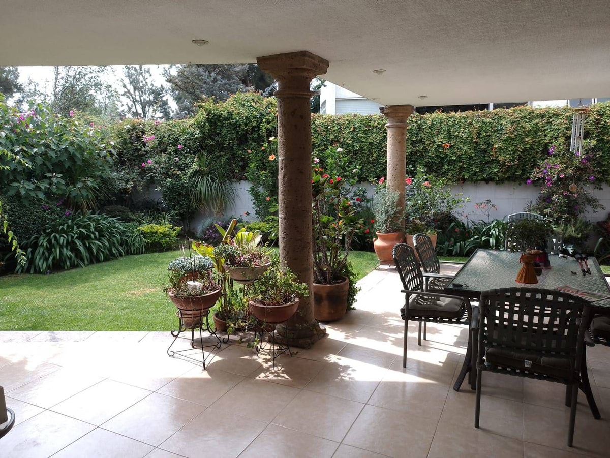 Hermosa Residencia en renta en Rancho Contento  2