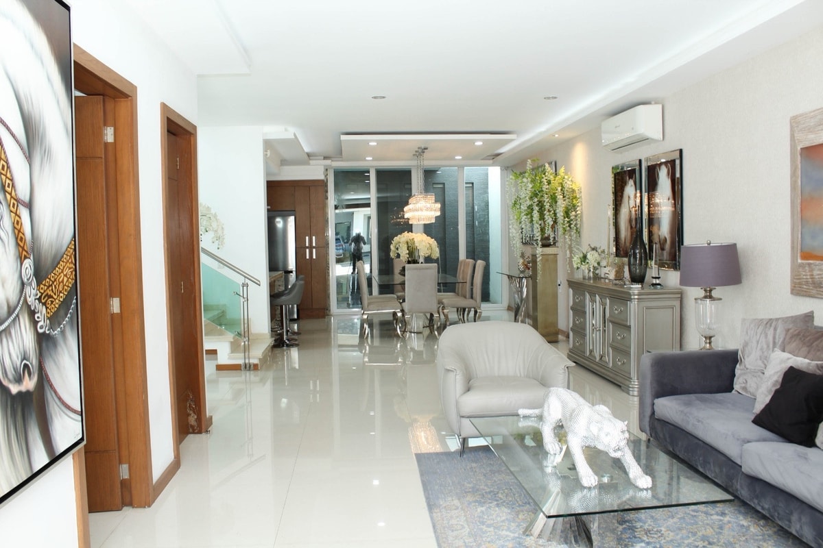 ✨ CASA EN VENTA EN LA CIMA – COTO C ✨ 2
