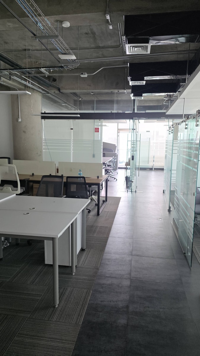 Renta de oficina Torre Celtis Puerta de Hierro 3