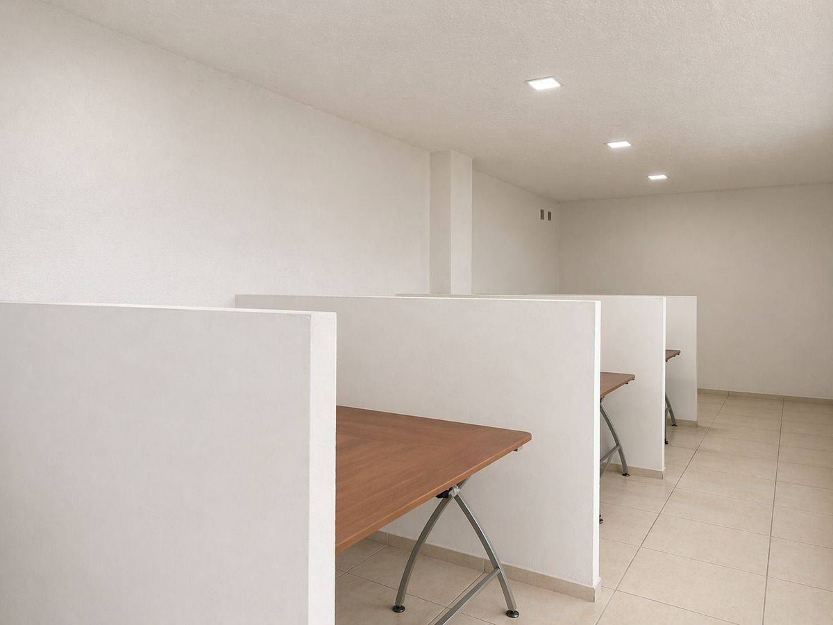OFICINAS EN VENTA ZONA INDUSTRIAL 4