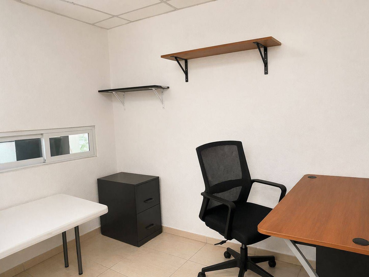 OFICINAS EN VENTA ZONA INDUSTRIAL 2