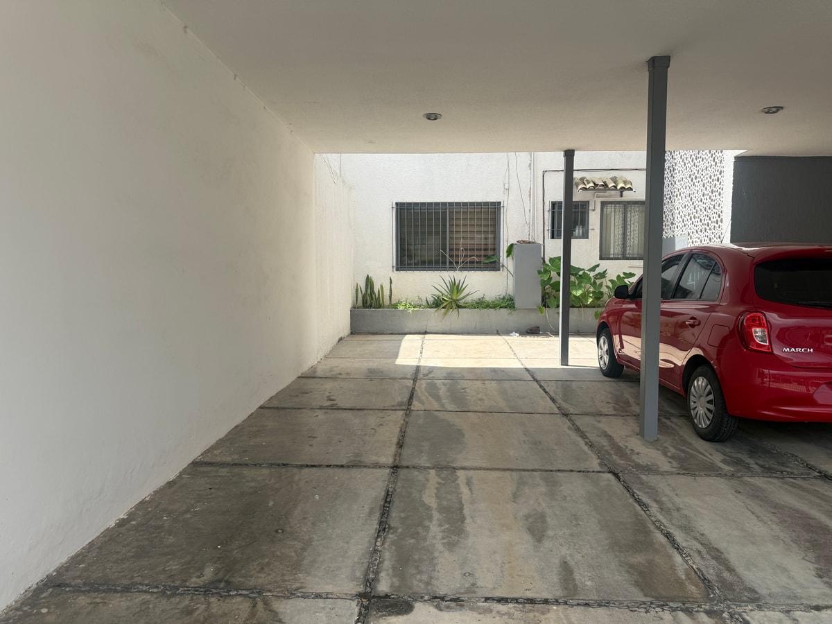 Departamento en venta en la Col. Jardines del sol  2