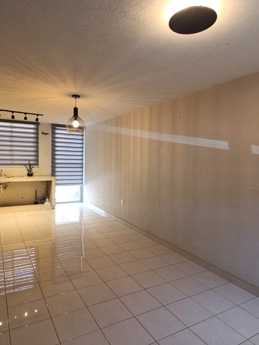 Casa en venta en Fraccionamiento Los tréboles ☘️ 3