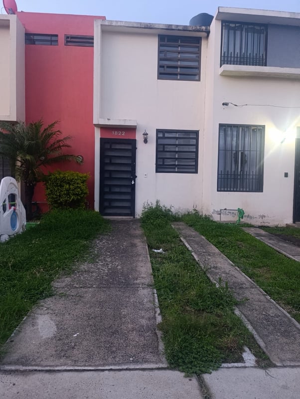 Casa en venta en Fraccionamiento Los tréboles ☘️