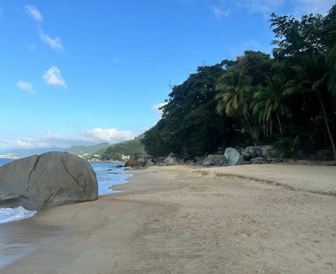 Terreno frente al mar Puerto Vallarta  2