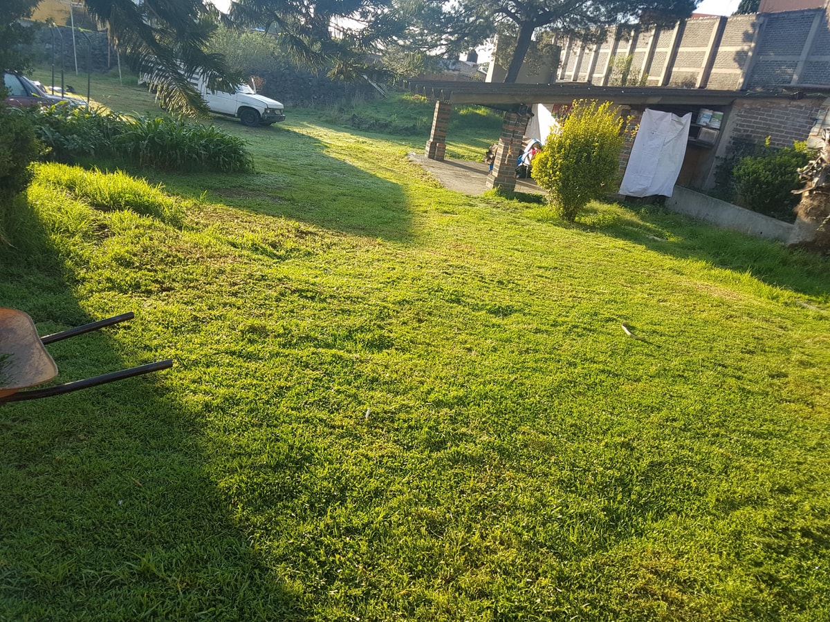 Terreno de 2,373m2 en Tlalpan Edo. Méx.  2