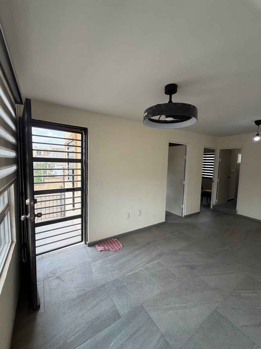 Departamento tipo duplex en renta  4