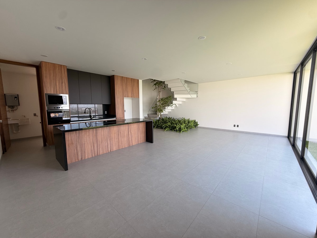 🏡CASA EN VENTA| LUJO, VISTA Y UBICACIÓN  4