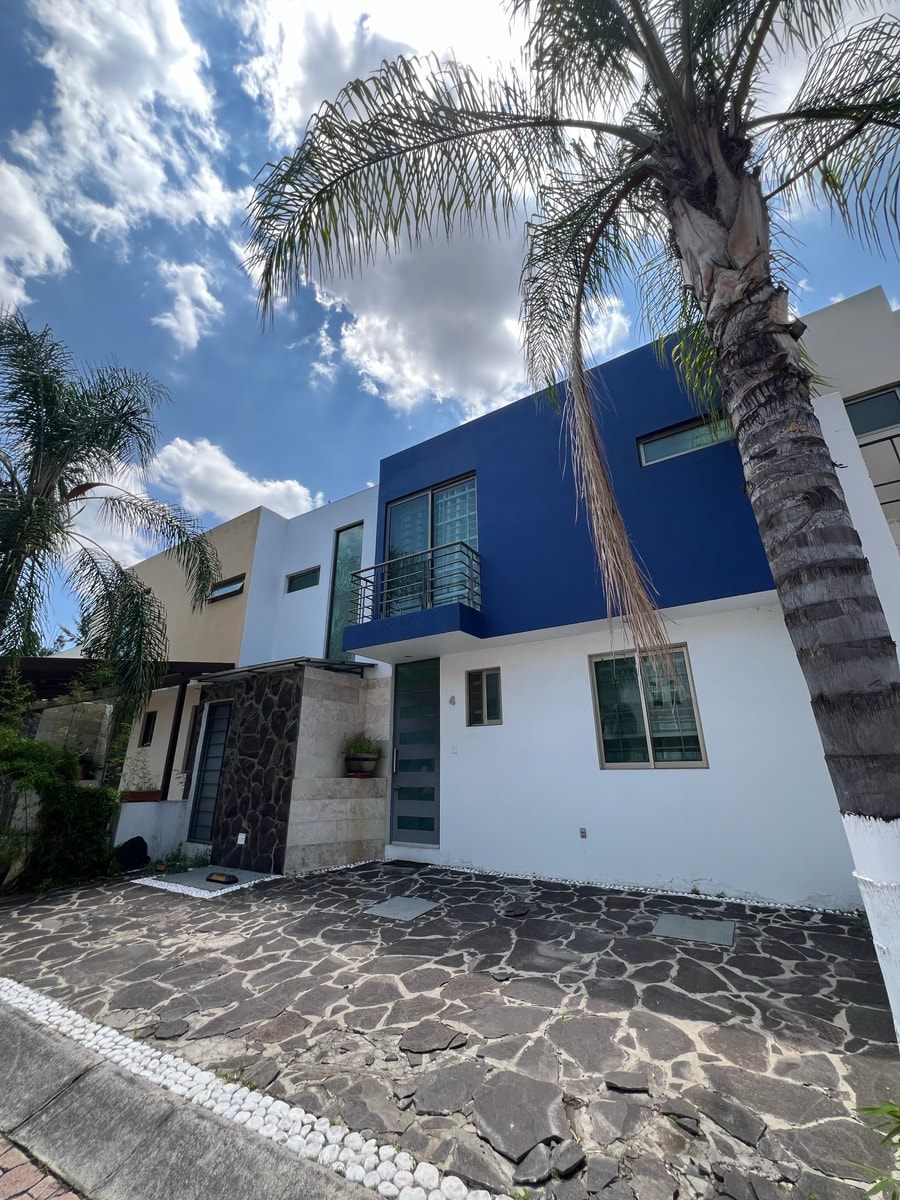 Casa dentro de Fracc. La Tijera Tlajomulco 3