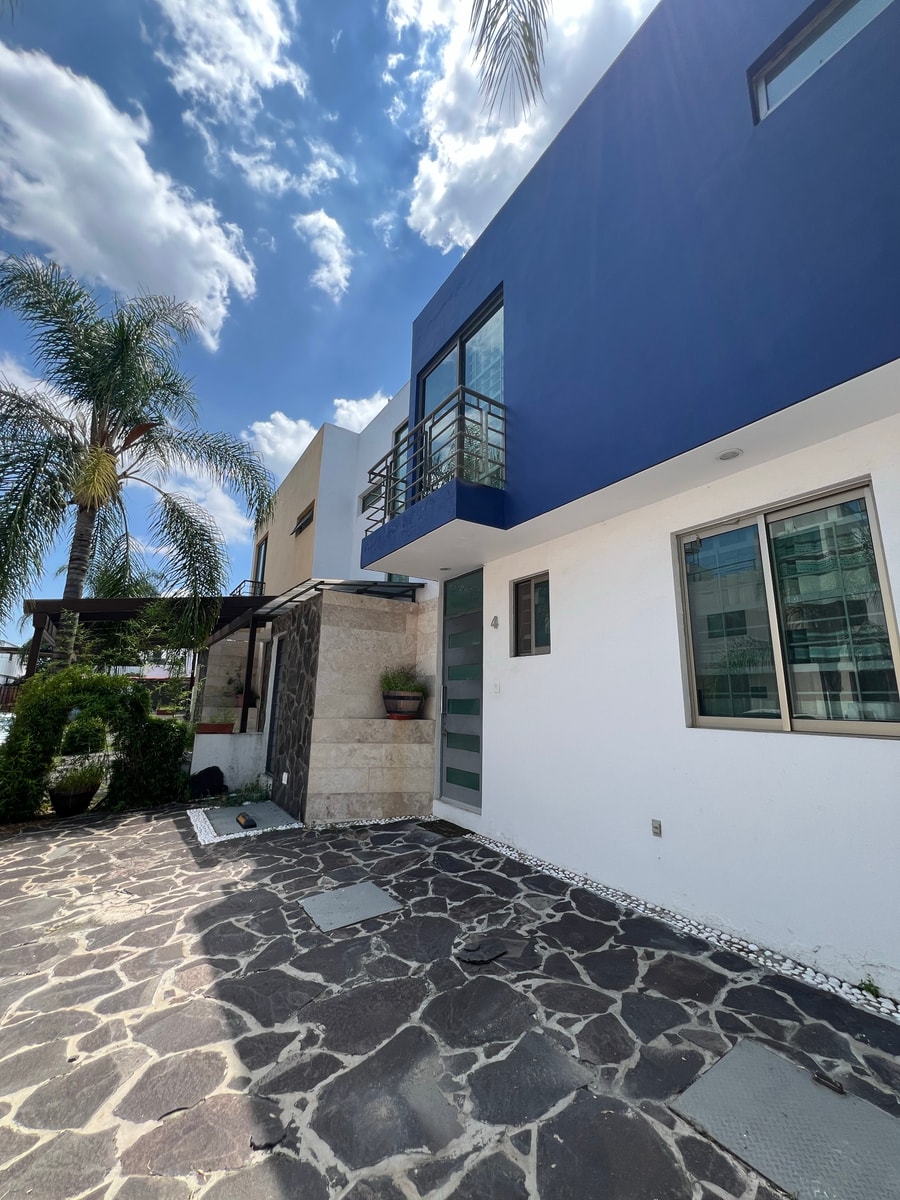 Casa dentro de Fracc. La Tijera Tlajomulco 4