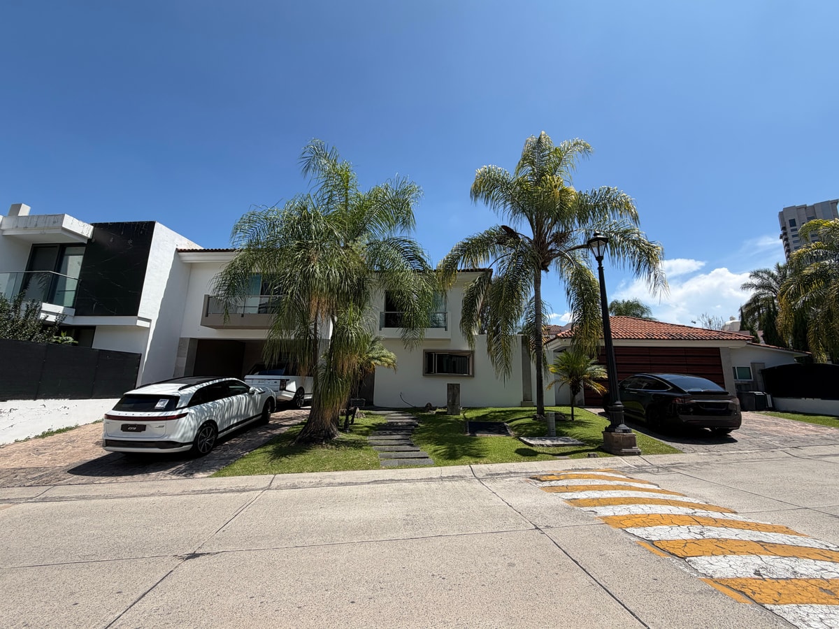 Residencia en venta | Puerta de Hierro, Zapopan