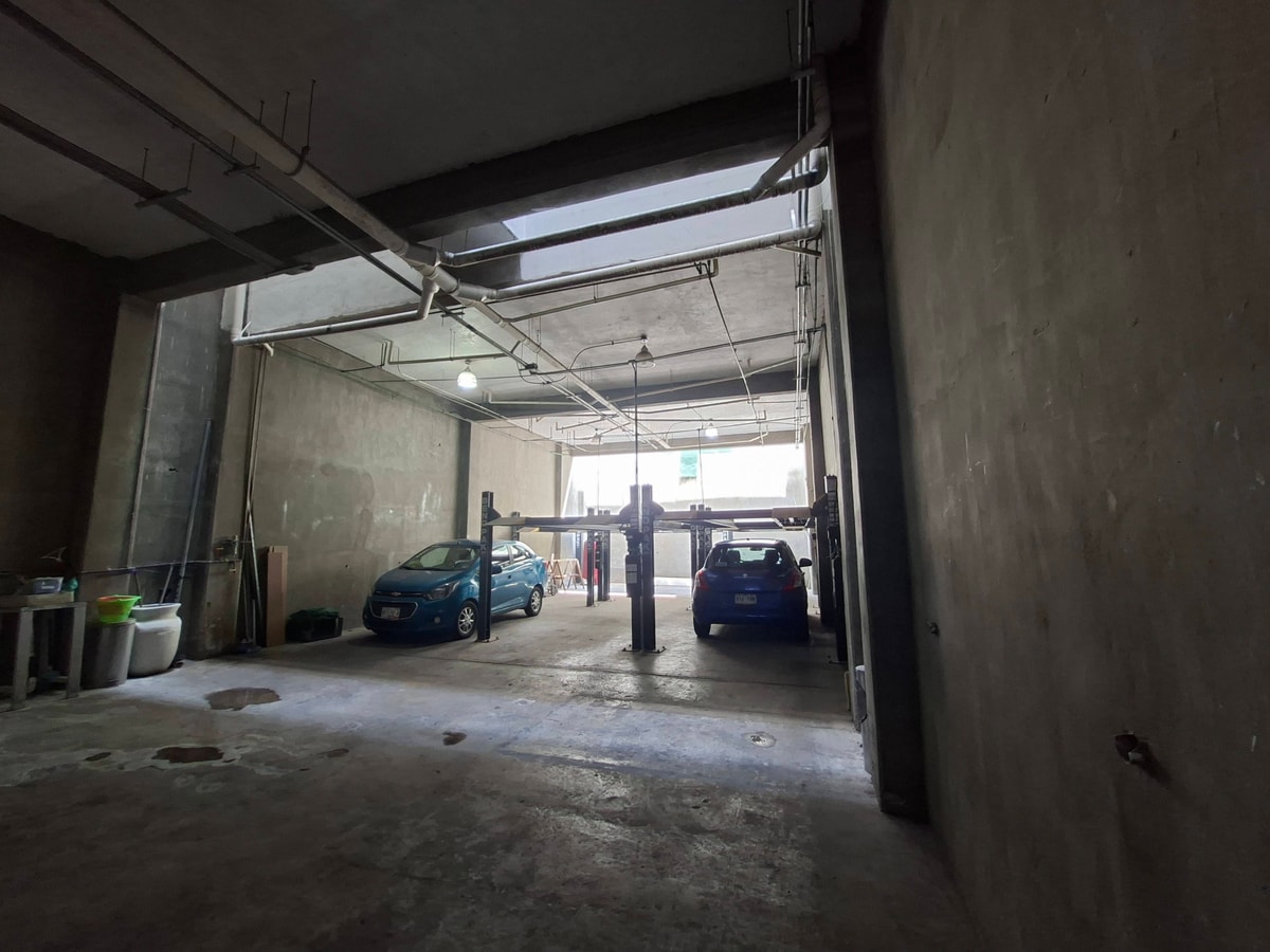 EDIFICIO PARA OFICINAS EN ZONA COMERCIAL LA PAZ 2