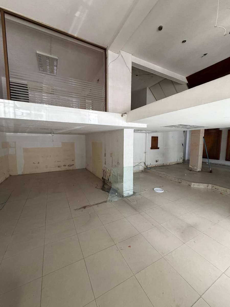 Casa p/ remodelar con potencial en Col. Americana 4